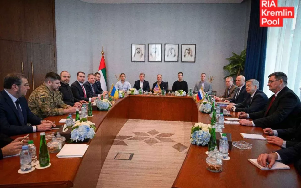 Ждем второй раунд: как прошли первые трехсторонние переговоры России, Украины и США