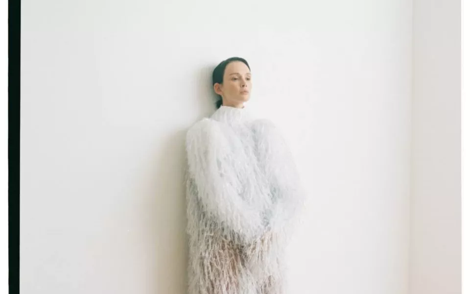 Паулина Андреева предстала в нежном, но дерзком образе: новые фото актрисы