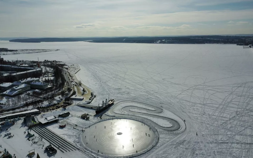 Домашний тиран после бегства жены взял в заложницы ее подругу и убил. Подробности