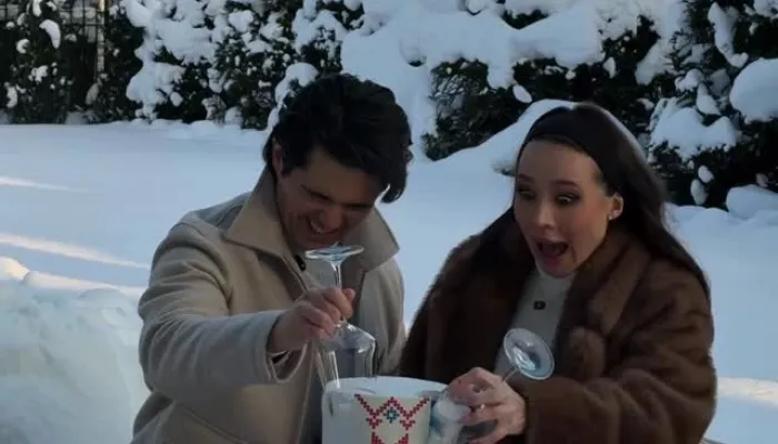 Лерчек и ее жених-аргентинец раскрыли пол будущего ребенка на снежной гендер-пати