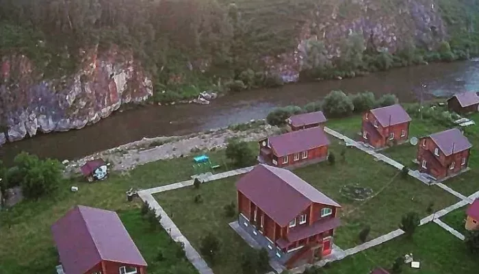 Турбазу с мараловодческим хозяйством продают в Алтайском крае за 300 млн рублей