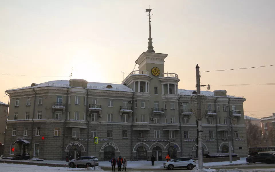 В мэрии Барнаула встретились с дочерью автора фразы Барнаул столица мира