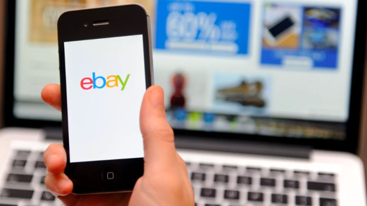 Посты о продаже наград ВОВ потребовал убрать с eBay