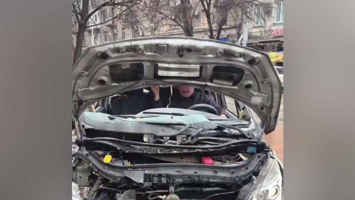 Одессит завел машину после прилета и уехал