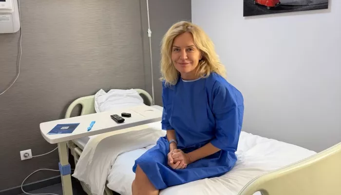 Жена похоронного короля сделала масштабную пластику лица и честно показала процесс