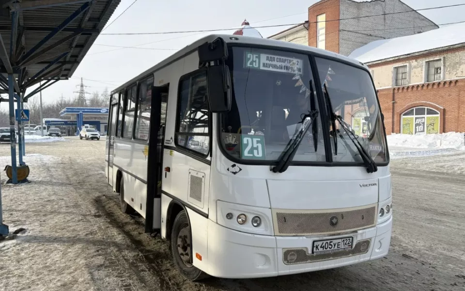 Барнаульским перевозчикам снова направили претензии после рейда по проверке автобусов