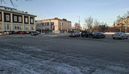 В Барнауле возобновили движение транспорта по площади Свободы