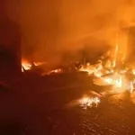 Серьезный пожар в гараже потушили спасатели в Алтайском крае