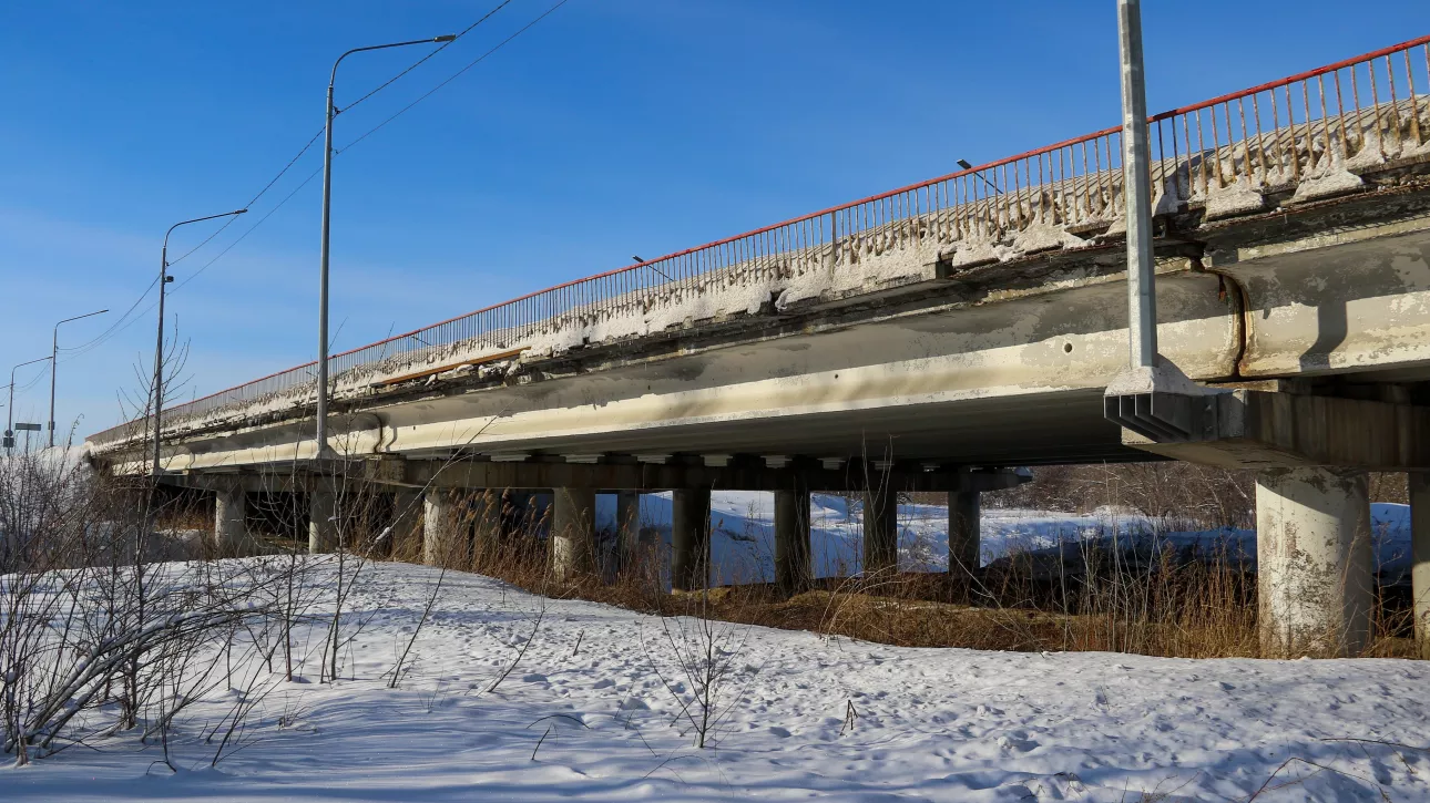 Переправа из 90-х: под Барнаулом отремонтируют младшего брата Нового моста. Фото