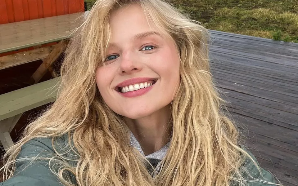 Саша Бортич призналась, чего ей не хватает в нынешних отношениях с 27-летним актером