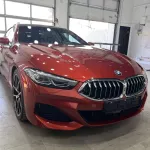 Огненный BMW в комплектации макси и проекцией на лобовое стекло продают в Барнауле