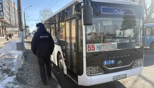 Барнаульским автобусникам сделали замечания во время очередного рейда