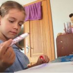 Барнаульцев просят помочь семилетней девочке с редким видом рака