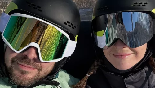 Здесь кайф: Алексей Чадов отдыхает с женой в Горном Алтае