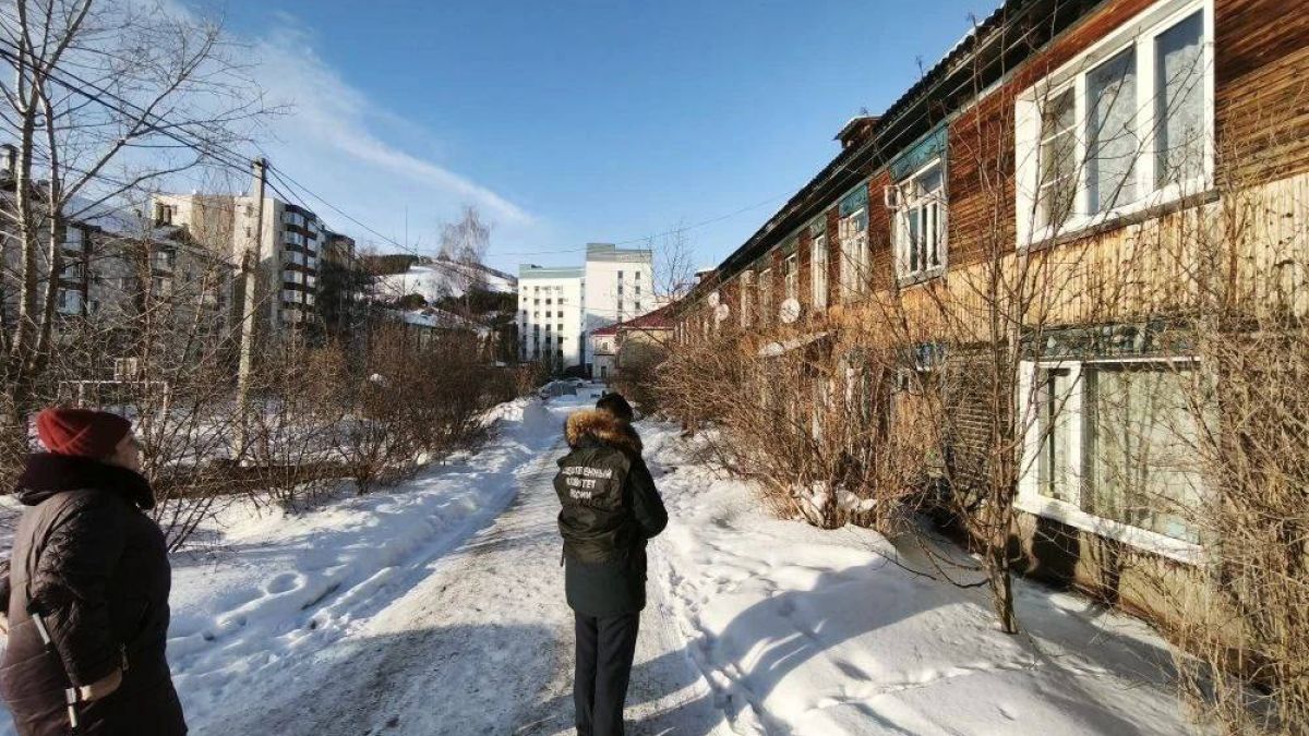Аварийный дом в Горно-Алтайске