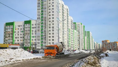 В Барнауле эвакуируют авто для уборки снега: где и когда пройдут работы