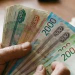 На 30 тысяч прекрасно можно прожить: Артемий Лебедев дал финансовый совет россиянам