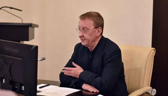 Новость о регистрации фразы Барнаул — столица мира встревожила главу города