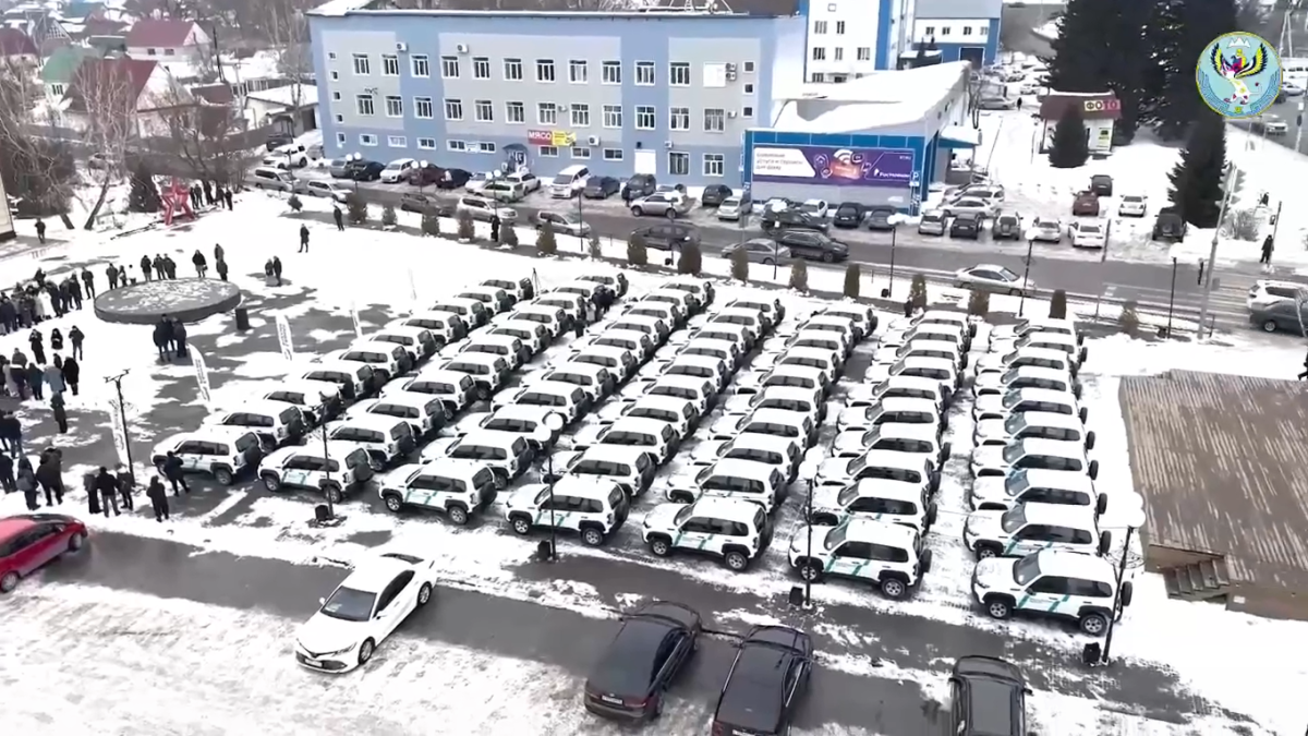 Новые автомобили для сельских поселений Республики Алтай