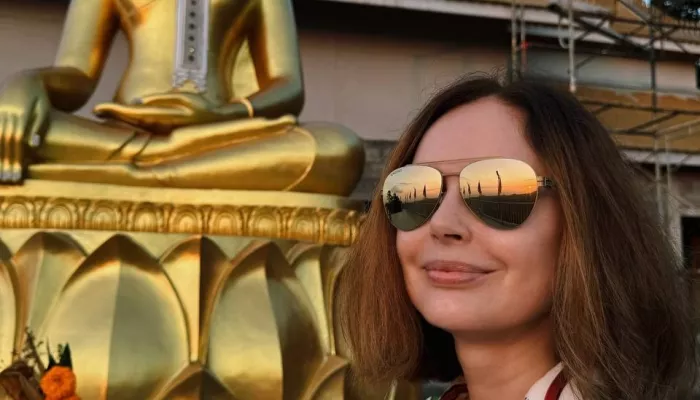 Ирина Безрукова улетела в Таиланд на реабилитацию на фоне сильного стресса. Фото