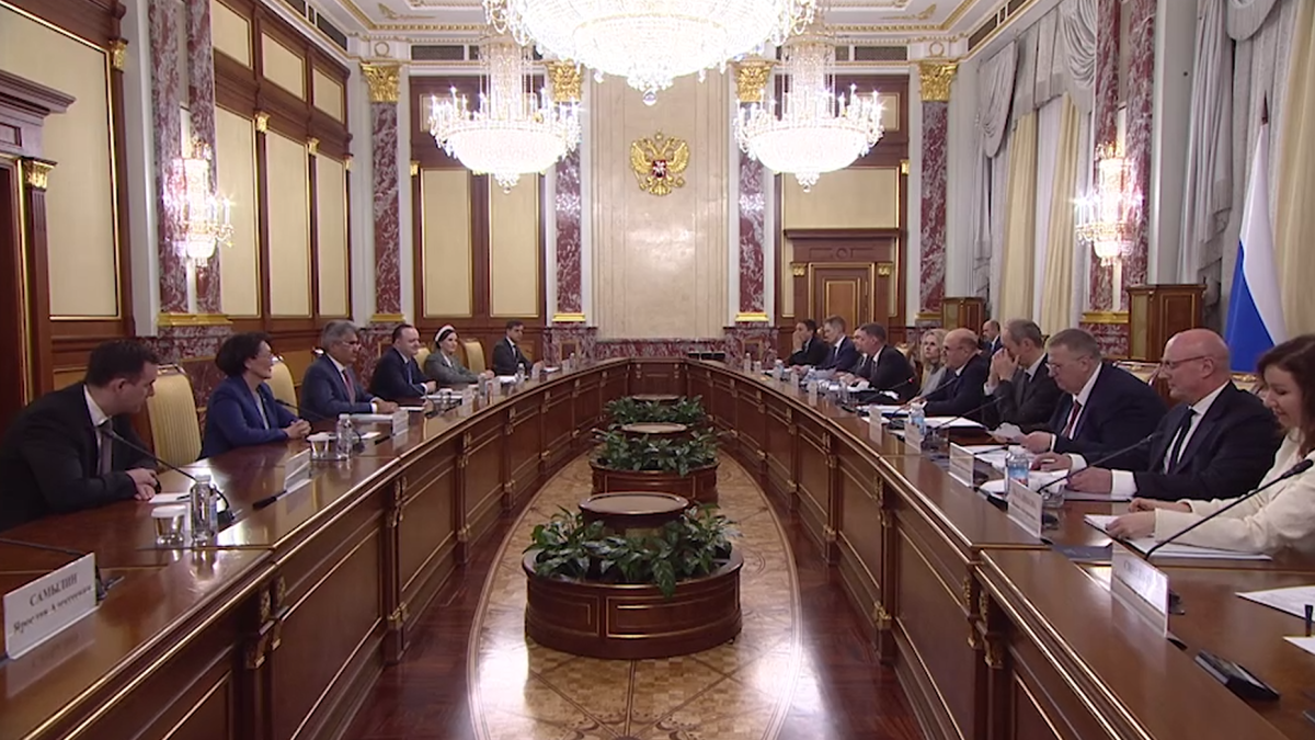 Встреча Михаила Мишустина с депутатами фракции партии "Новые люди" в Государственной Думе