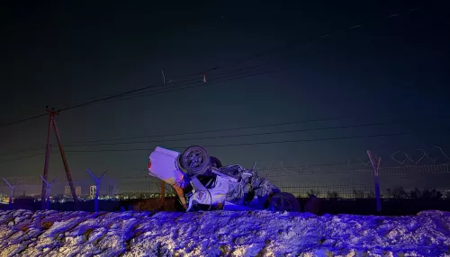 Запрещенный обгон на дамбе закончился гибелью водителя. Фото последствий