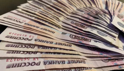 Средняя зарплата в Алтайском крае по итогам года осталась самой низкой в Сибири