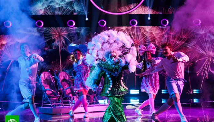 Кто скрывался в костюме Одуванчика в 7-м сезоне шоу Маска