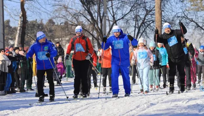 Как в Бийске прошла Лыжня России – 2026 с участием главы города. Фоторепортаж
