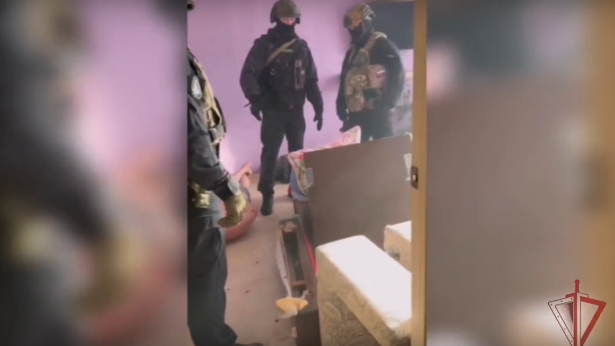 Мужчина взял в заложники жену