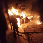 В Республике Алтай вспыхнули две бани и частный дом