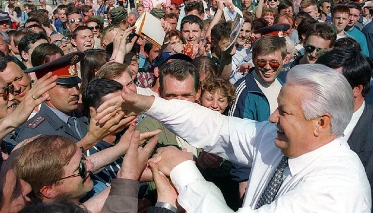 Выборы 1993 г. Президентская кампания Ельцина 1996. Ельцин выборы 1996. Ельцин 1996 год. Народ.