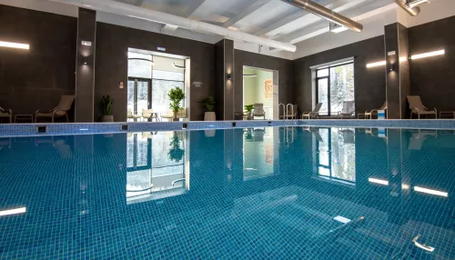 Стихия блаженства: база отдыха с бассейном приглашает отдохнуть в горах Белокурихи