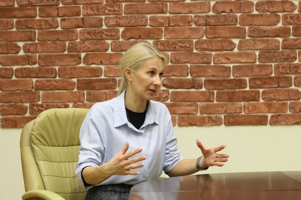 Медиатор Елена Жбанникова