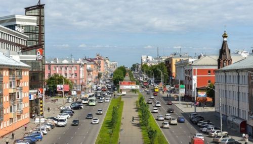 Барнаул одновременно попал в рейтинг и антирейтинг по зарплатам в стране