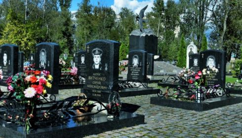 Погибших подводников могут похоронить рядом с экипажем Курска