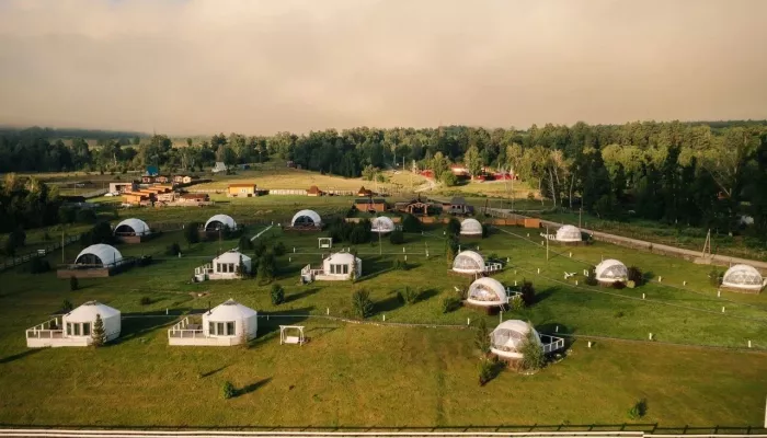 Экоотель с банным комплексом и кафе продают в Горном Алтае за 254 млн рублей. Фото