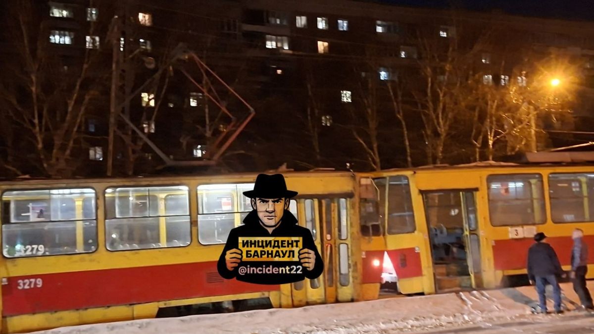 ДТП с трамваями на ул. Малахова