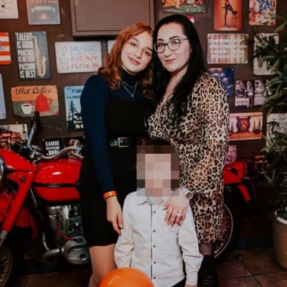 Яна Павлова с детьми