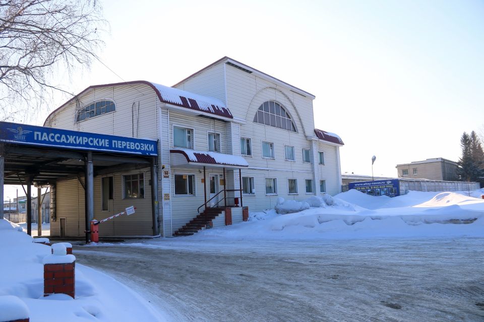 Здание на пр. Космонавтов, 53