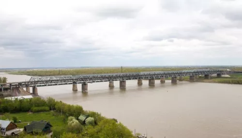 Ограничение движения у Старого моста в Барнауле продлили до 22 ноября
