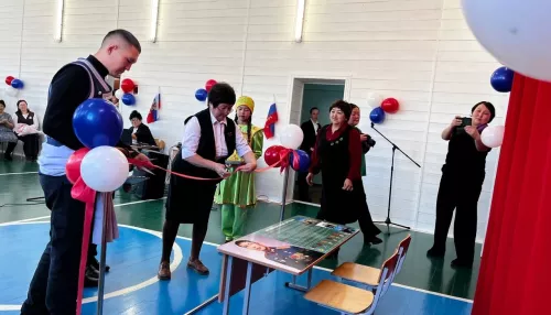 Парту Героя в честь Героя России Амыра Аргамакова открыли в Каракольской школе