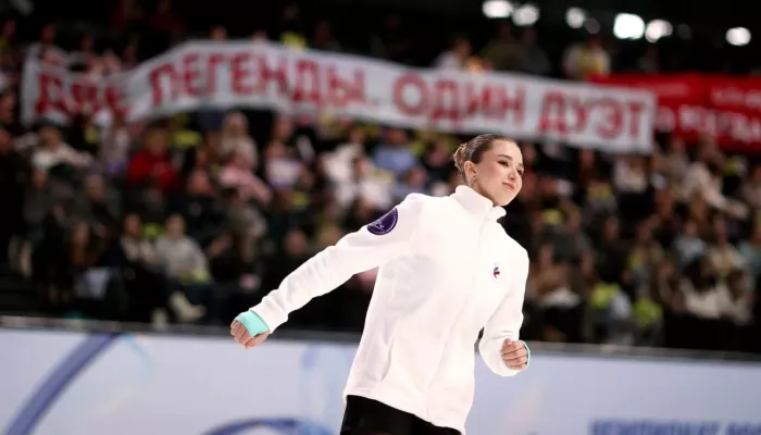 Российские фигуристки показали, как проводят свой отпуск в Европе и на пляжах. Фото