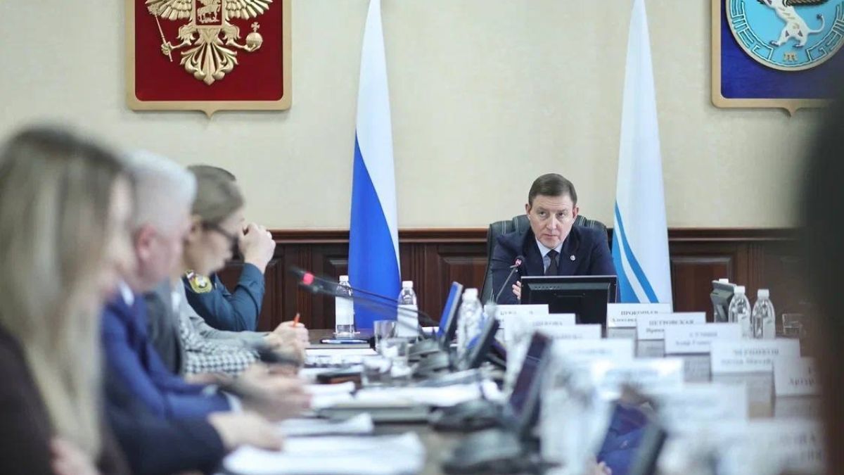 Обсуждение борьбы с теневой занятостью в Республике Алтай