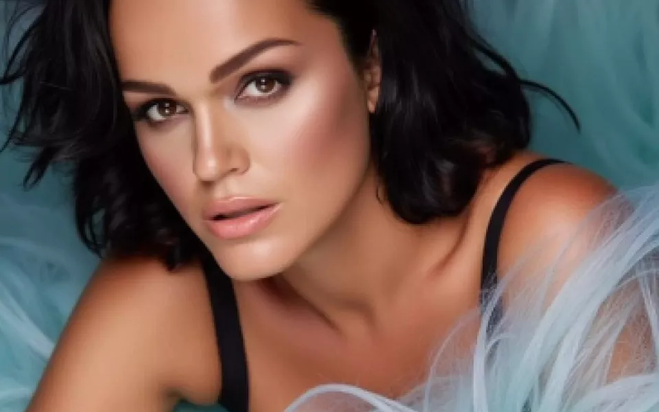 Певица Слава вышла на связь после скандала в Пензе и пообещала наказать обидчицу