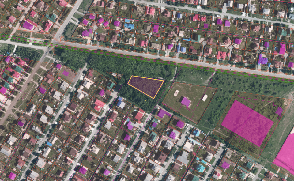 Поселок Солнечная Поляна. Желтым цветом выделен участок под застройку