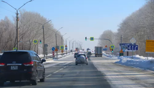 Балки и скрепки: как в Барнауле омолаживают старый мост на Павловском тракте. Фото