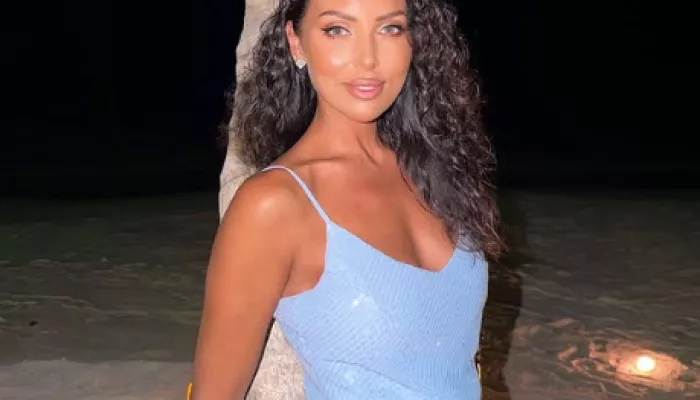 Алсу примерила нежный образ невесты и заинтриговала фанатов. Фото