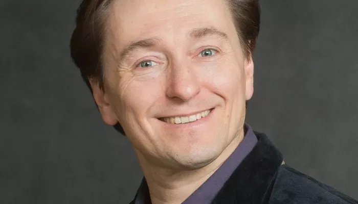 Безруков и Хабенский возглавили ведущие театры России