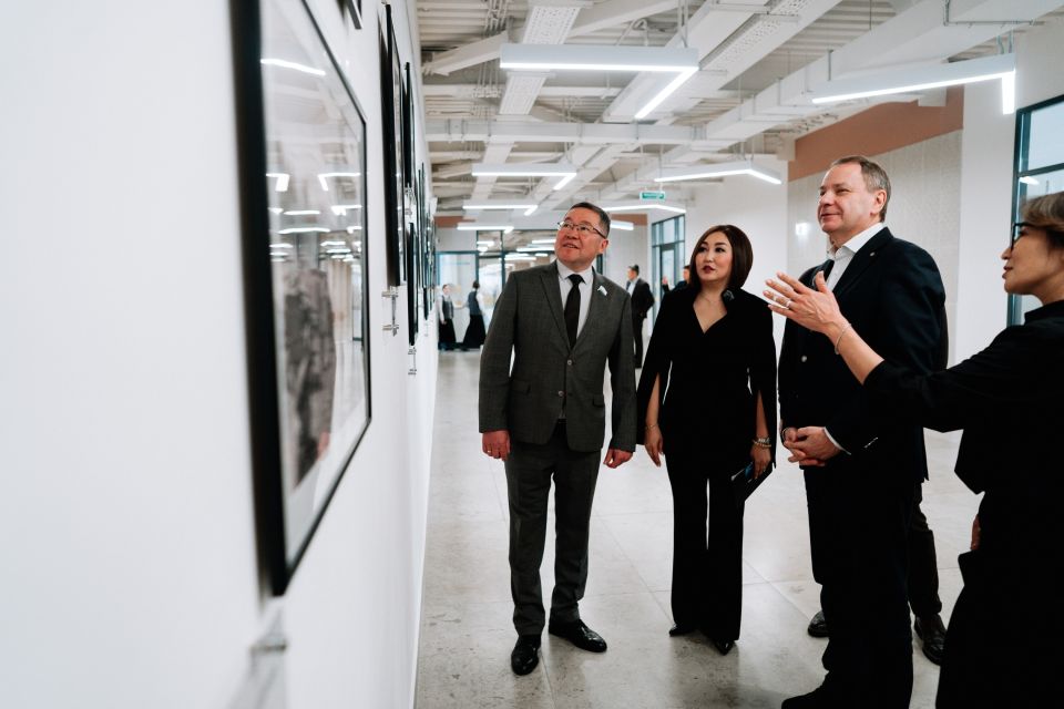 Сбер и "Манжерок" подарили горно-алтайской школе №7 новое оборудование